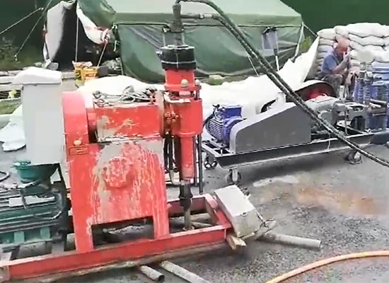 雙液變量注漿泵、雙液注漿加固鉆機(jī)施工視頻